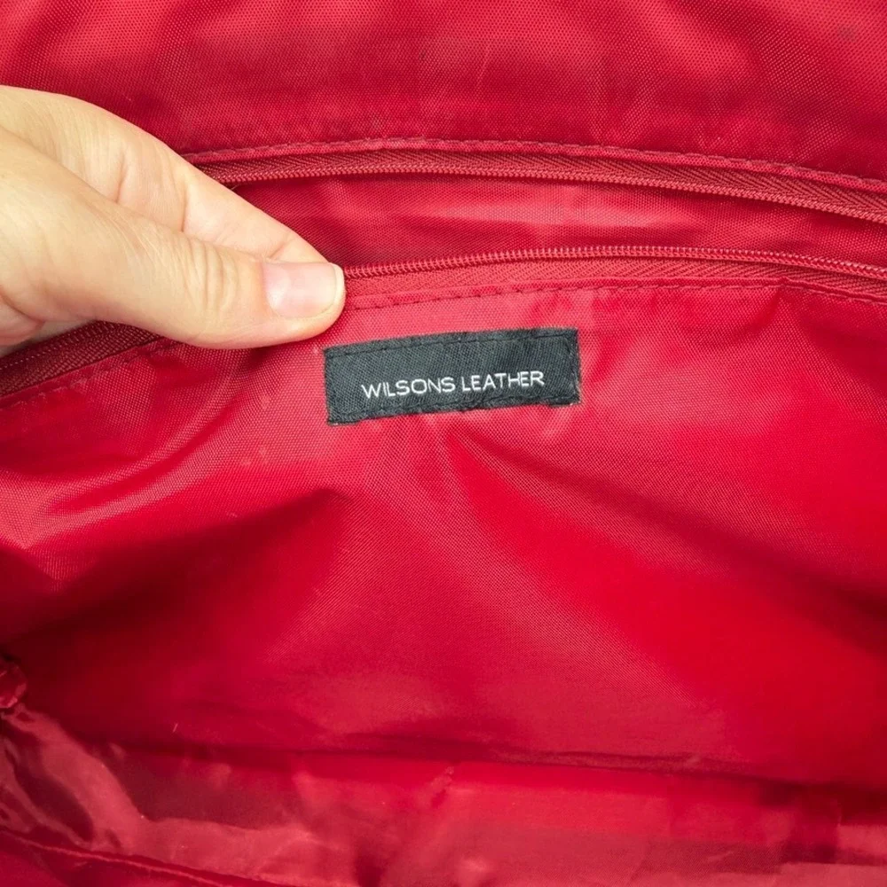Wilsons Leather Laptop Messenger Briefcase Red Buckle Satchel Work Bag